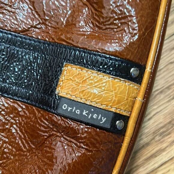 ORLA KIELY PATENT LEATHER BAG - Picture 6 of 10